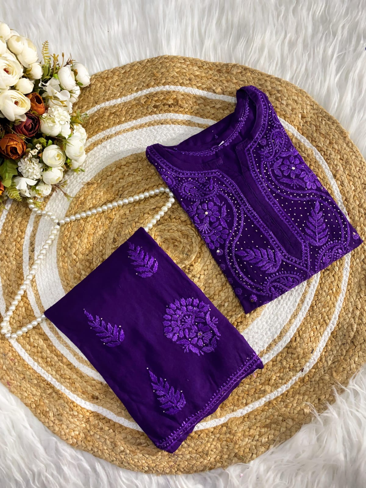 NIRAALO Suit Set with Premuim Mukaish Work